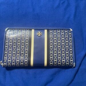Tory Burch Gemini Wallet